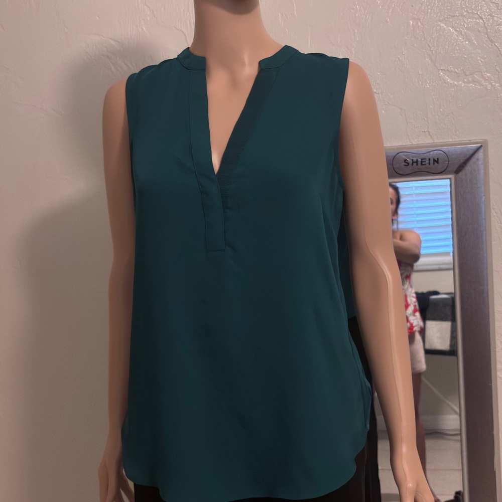 H&M Green Sleeveless Mandarin Collar Blouse